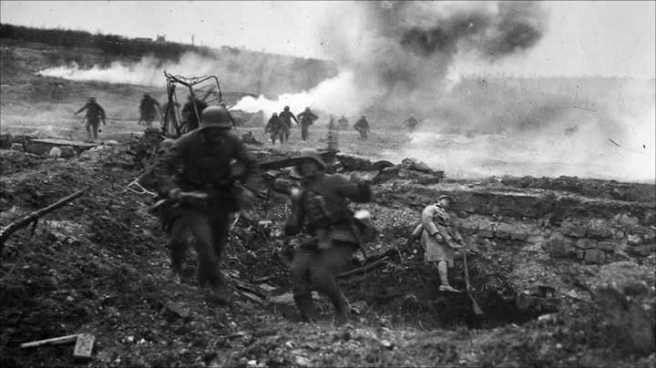 Wir haben ein Grab gegraben [German WW1 Song/Poem] [+English Subs]