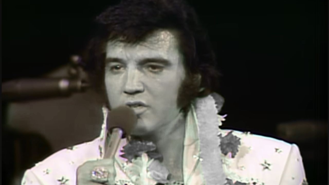 He Called It the Saddest Song He'd Ever Heard — Elvis Sang It Through His Tears
