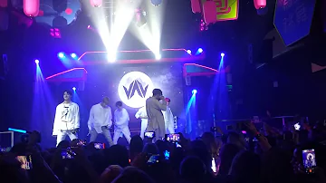 VAV She's mine Madrid 15/12/2018 (Ayno lifts up his shirt!)