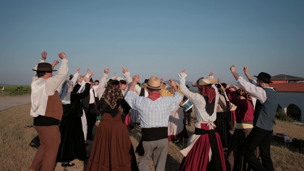 Rancho Folclórico de Paredes do Bairro - 