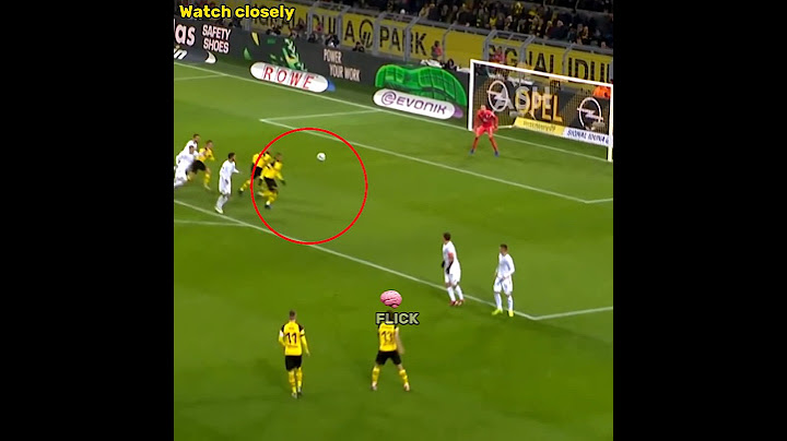 200 iq Moments In Football 🧠 #funny #mbappe
