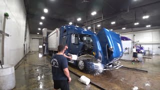 March 19, 2022/90 Trucking. Truck wash at the Truckomat. Joplin Missouri