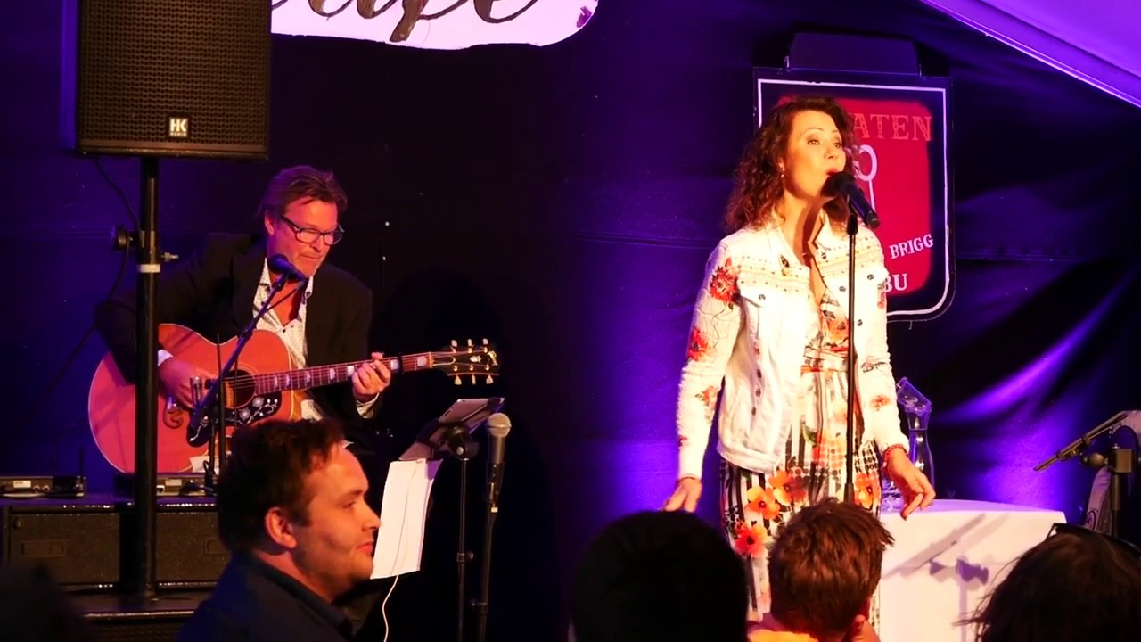 Trine Rein - Stay with me baby - Privaten Café - 05.07.19