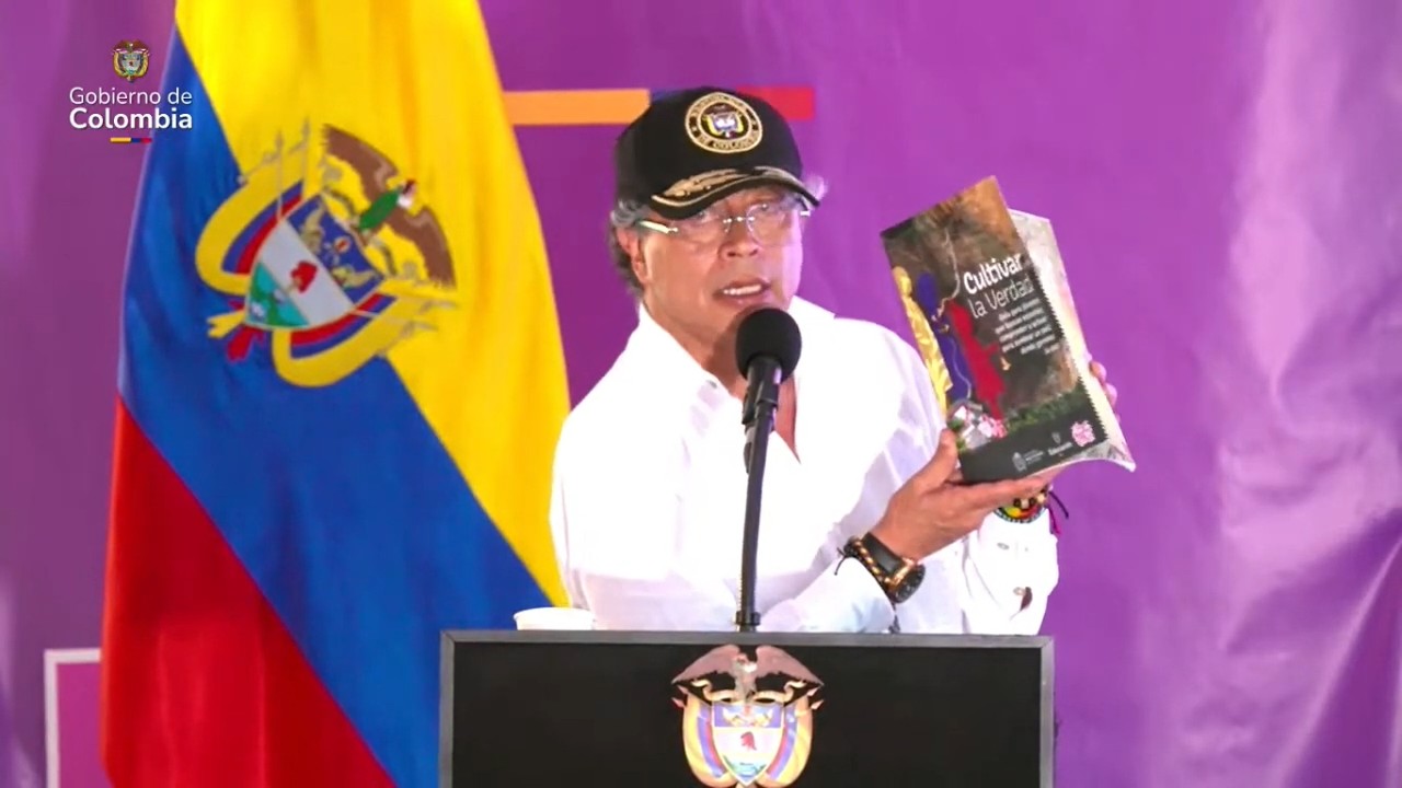 LE GRITARON EN CORO ¡Lo Aplaudieron como Nunca! POR ESTO QUE DIJO, ORDENÓ Y CUMPLIÓ frente a todos