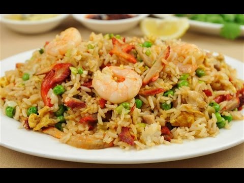 Jamie Oliver came up with an egg fried rice recipe. Uncle Roger don't like. Niece and nephew, if you. 