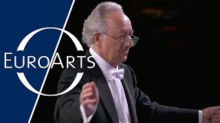 Sergei Rachmaninoff - Symphonic Dances, Op. 45 (Yuri Temirkanov, St. Petersburg Philharmonic Orch.)