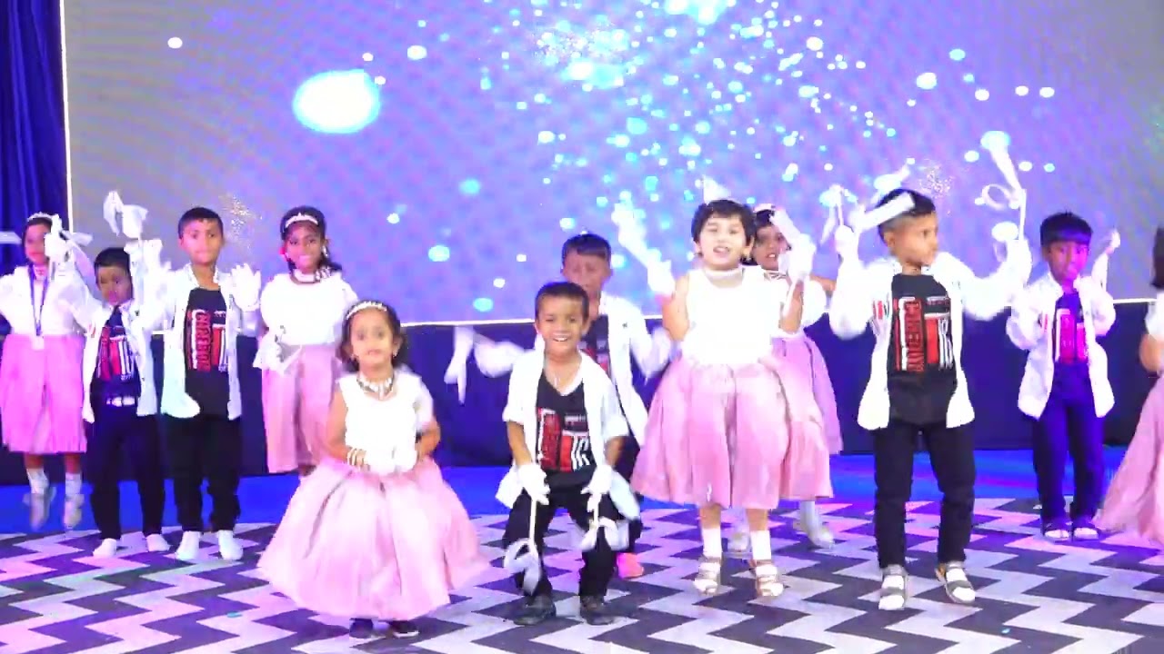 Aryan School Little star dance 🥳😎💫⭐