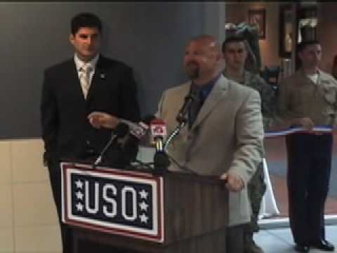 Dave Glover and Marc Bulger Renovate USO Part 1