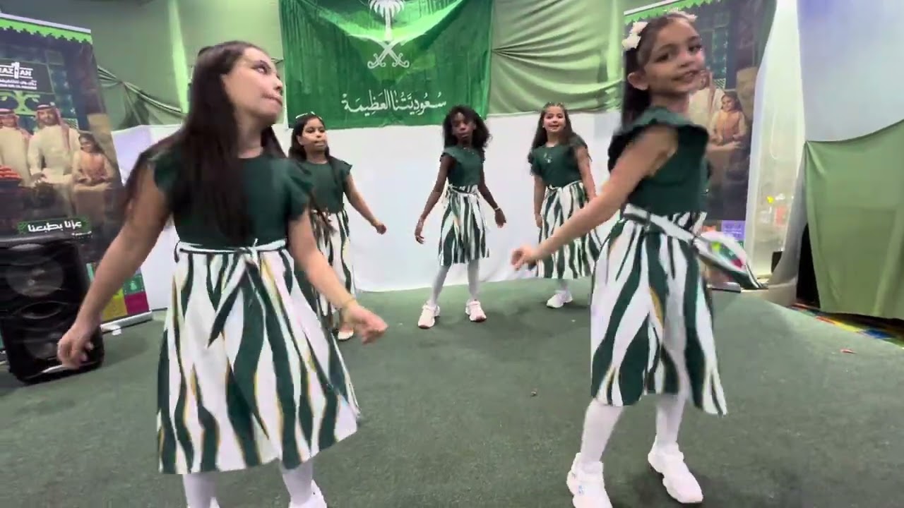 اليوم الوطني 95🇸🇦🇸🇦 مدرسة رمز المجد برنية