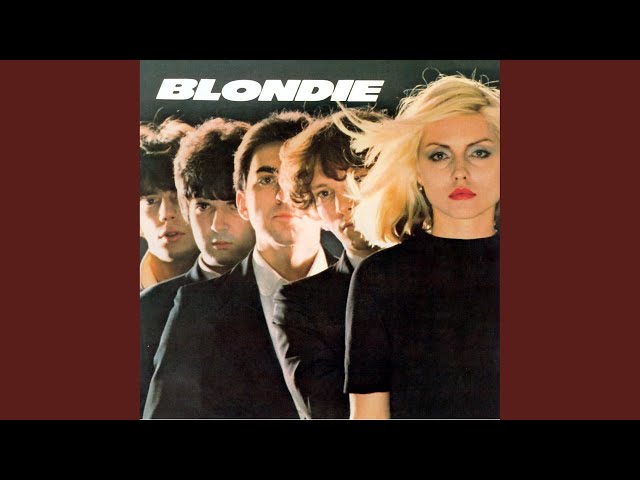 BLONDIE - A SHARK IN JETS CLOTHING