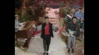 Tears For Fears - Everybody Wants To Rule The World (Kenny Everett Show '85)
