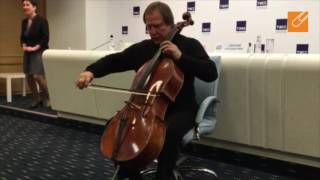 Сергей Ролдугин сыграл на виолончели работы Страдивари стоимостью 12 миллионов долларов