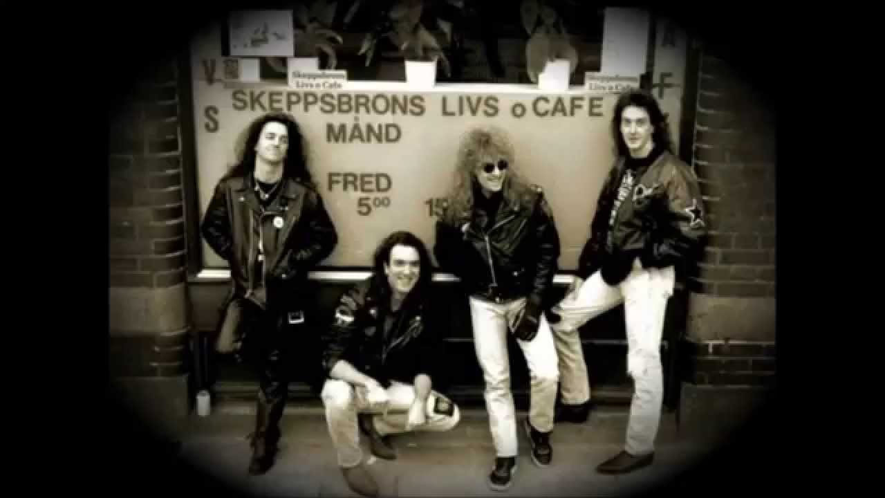 FM - Who'll Stop The Rain