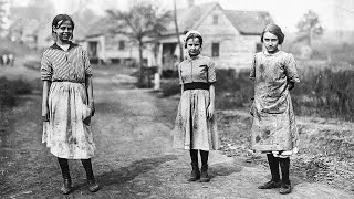 Experts Discovered Something In 1913 Photograph of 3 Girls - What They Found Left Them Speechless!