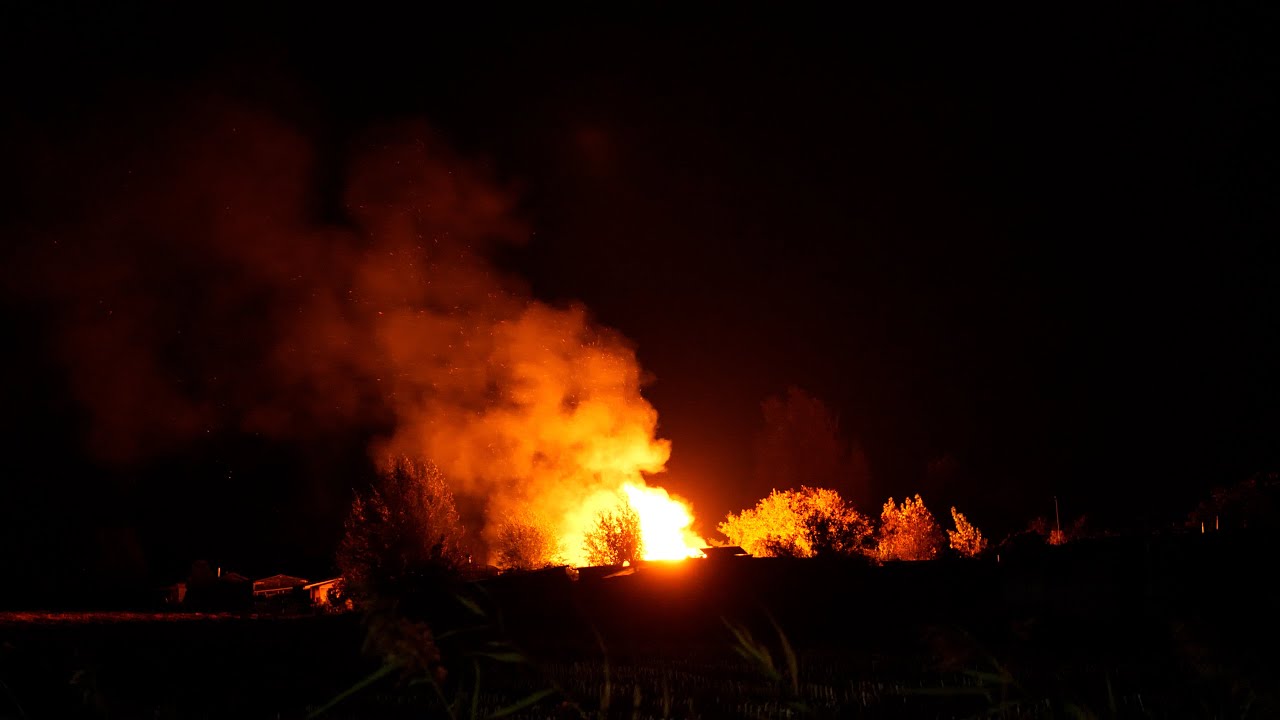 Uitslaande brand bij volkstuinen Parallelweg Sliedrecht