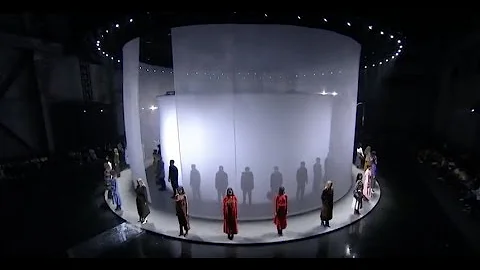 Massimo Dutti AW'18 Runway Show