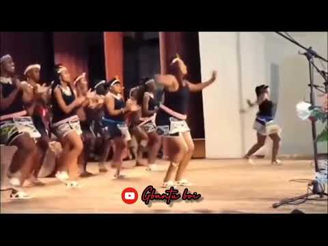 AFRICA TRADITIONAL CULTURE DANCE Zulu tribes dance with acrobatic sherekea