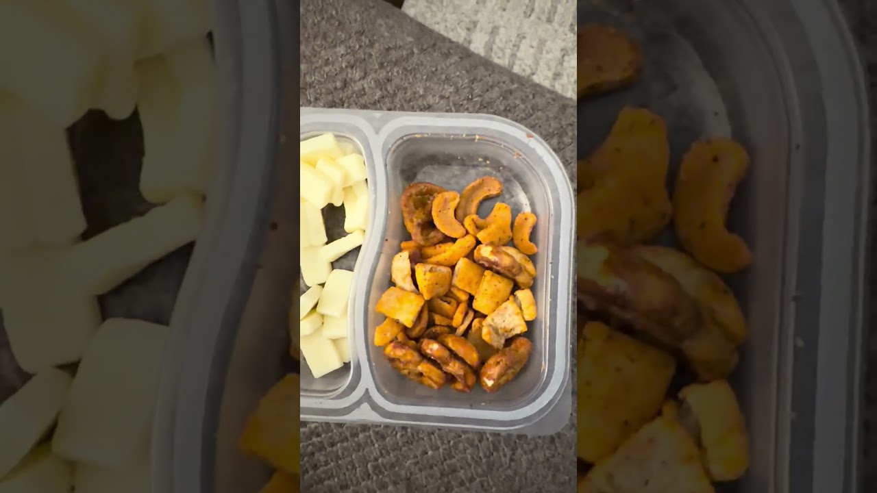 #vickiewright #foodie #ky #sargento #snackpack #buffalo #protein