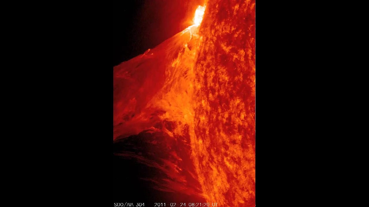 Невероятное видео вспышки на Солнце - YouTube