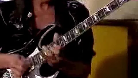 Richard Benson - Awesome Solo