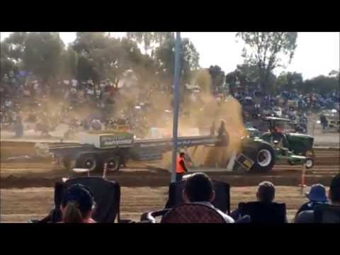 Quambatook Tractor Pull 2015 Part 2