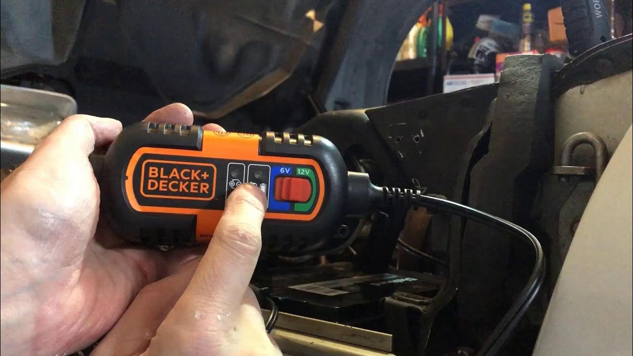 Black & Decker BDV090 - 6V 12V Battery Charger and Maintainer 