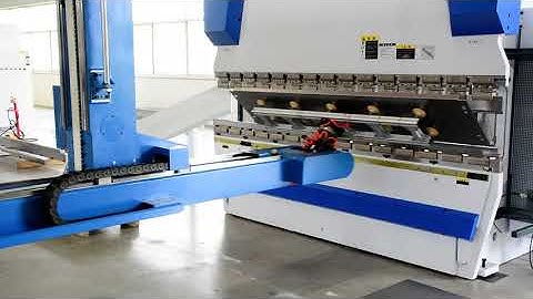Yawei CNC Press Brake - 5 Axis Automatic Bending Robot