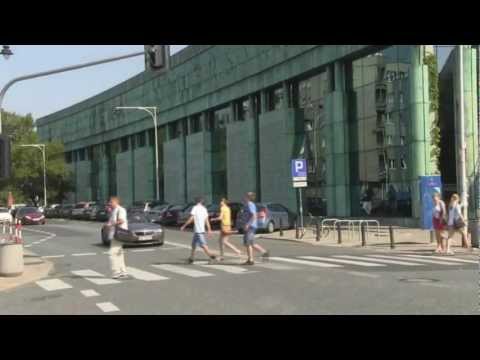 Video: Universitetsbiblioteket I Warszawa