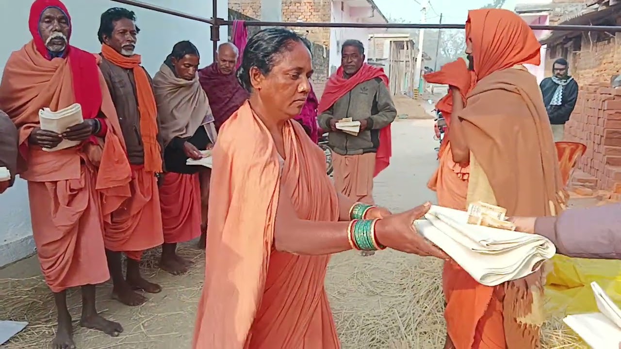 ଅଲେଖ ମହିମା ସାଧୂ ମାନଙ୍କୁ ବିଦାୟ ଦିଆଯାଉଥିବା ର ଏକ ସୁନ୍ଦର ଭିଡିଓ alekha mahima jagya