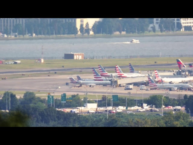 Live Webcam 1 - Reagan National Airport - Washington D.C.