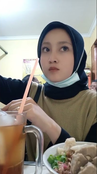 Video mentahan makan bareng cewek ||buat mantan cemburu😁😁