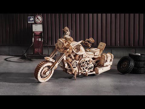 Круизный мотоцикл от Robotime