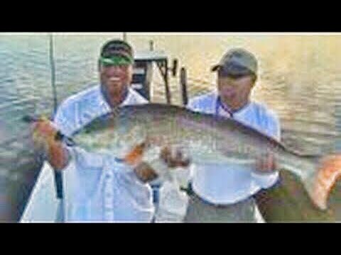 florida fishing couple Schools In Giant Redfish! CHEW ON THIS Saltwater Fishing Show