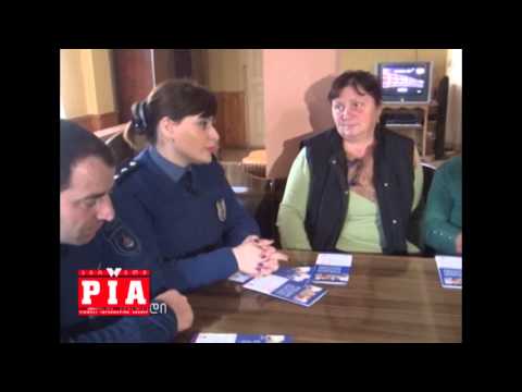 შსს-ს უბნის ინსპექტორ-გამომძიებლებმა ზუგდიდსა და წალენჯიხაში მოსახლეობას ბუკლეტები დაურიგეს