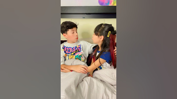 Los niños nos imitan por 24 horas 👩‍❤️‍💋‍👨💋 Corran a verlo aquí en mi canal!