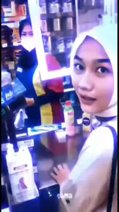 Geger geden #indomart #shorts #funnymoments #storywa #tiktok #fyp #hot #binjai #ff #13detik