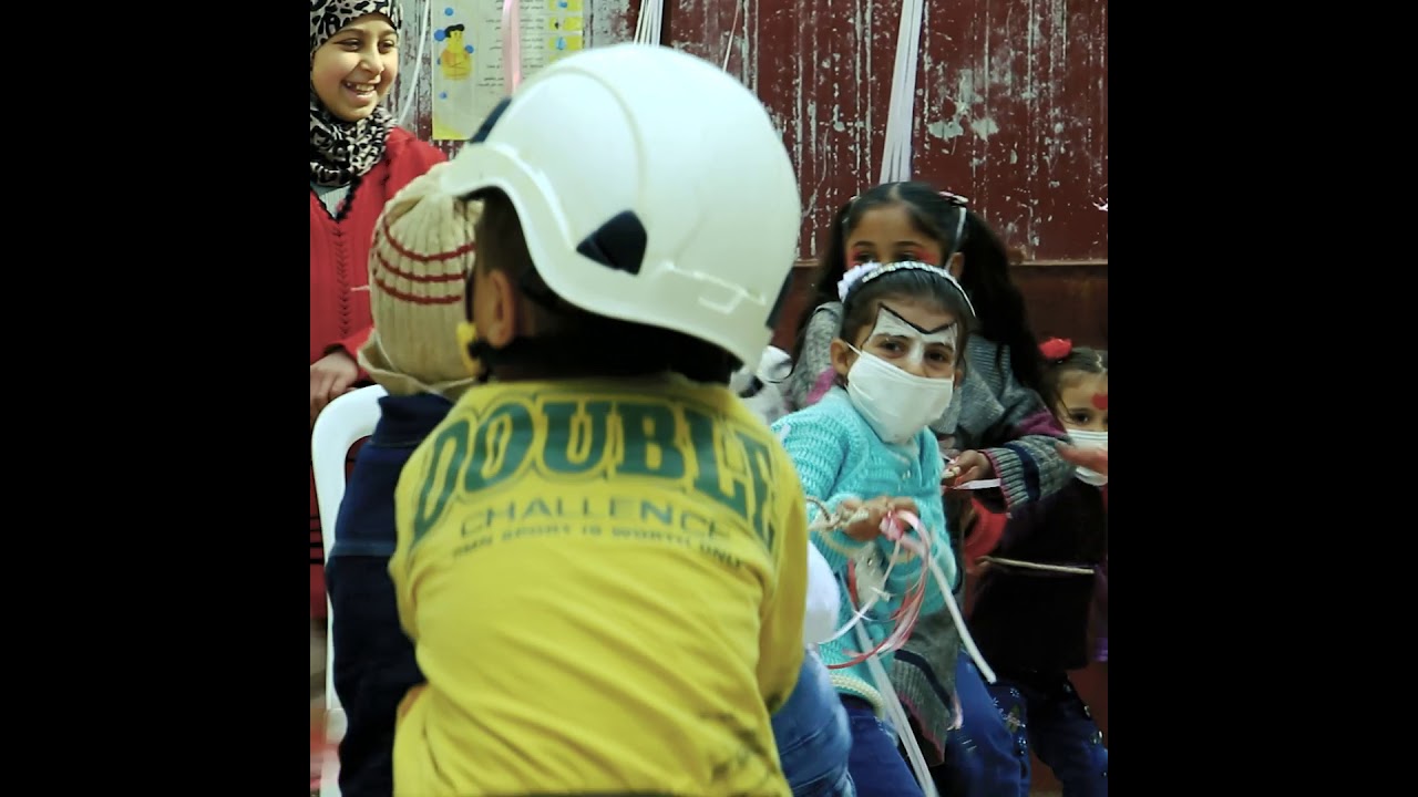 أقامت فرق التوعية في الدفاع المدني السوري نشاطاً توعوياً وترفيهياً للأطفال في بلدة رام حمدان