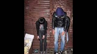 Video thumbnail of "Crystal Castles - Knights"