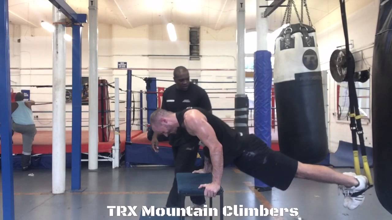 Boxing Training Nottingham TRX core work Strength & Conditioning