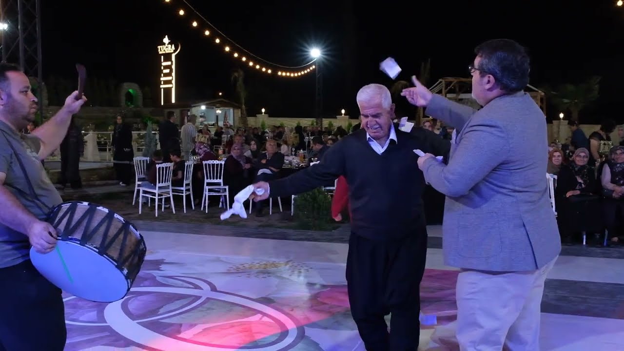 Şalvarlı Amcamız Düğünü Coşturdu!!!