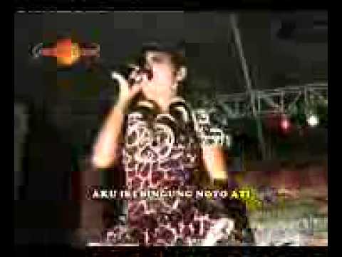 sagita ngamen10-rina amelia