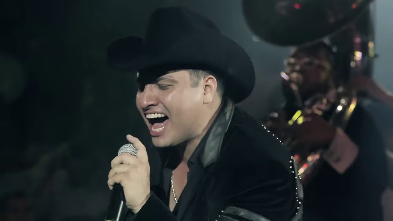 Julión Álvarez y Su Norteño Banda - Amantes De Media Noche (En Vivo Guadalajara/México)