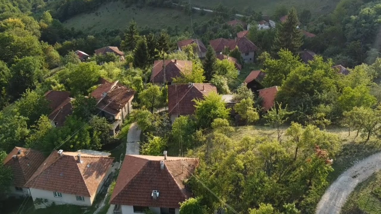 Selo Muratoviči potpuno napusteno bez ijednog stanovnika