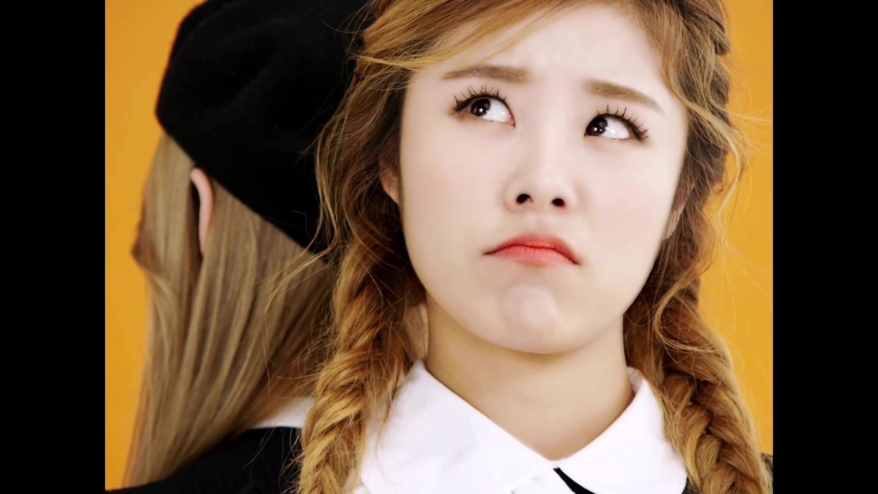 every mamamoo mv but it's only moonbyul's rap [CC]