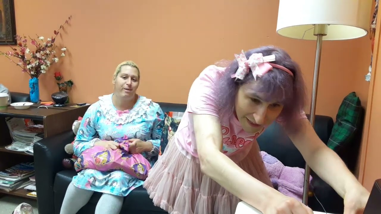 abdl ddlg age regression little space show and tell