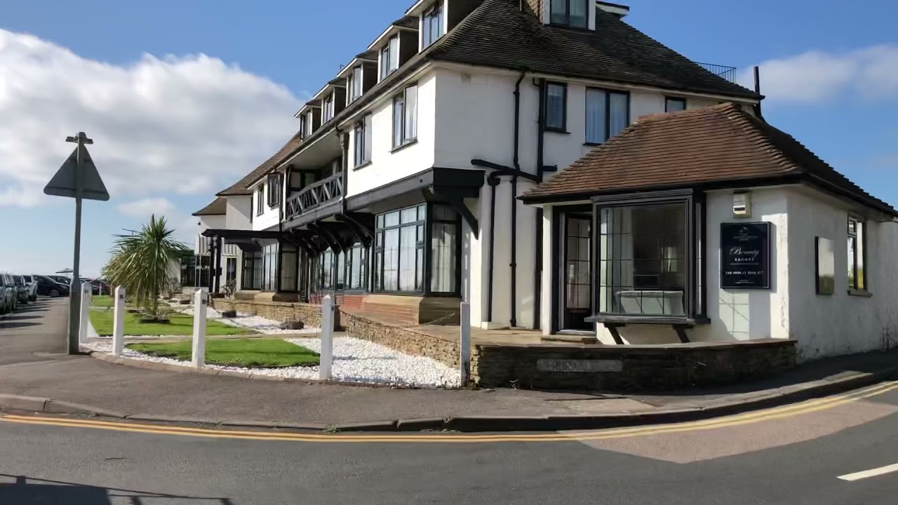 📍🇬🇧Cooden Beach | East Sussex | England