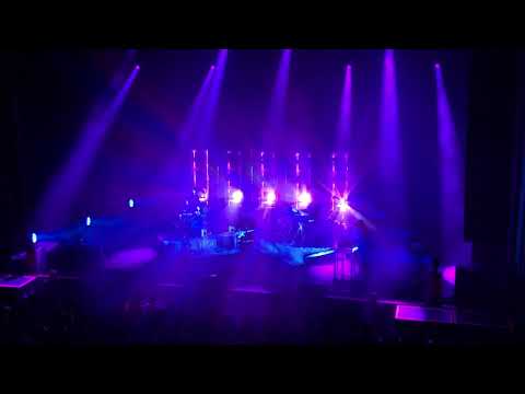 Unknown Mortal Orchestra “Can’t Keep Checking My Phone” clip Oakland, CA 5/10/18