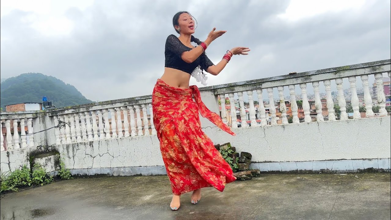 Areli Kadaile malai chwassai  Shanti Shree Pariyayar  Prakash Saput  Anjali Adhikari  Teej song