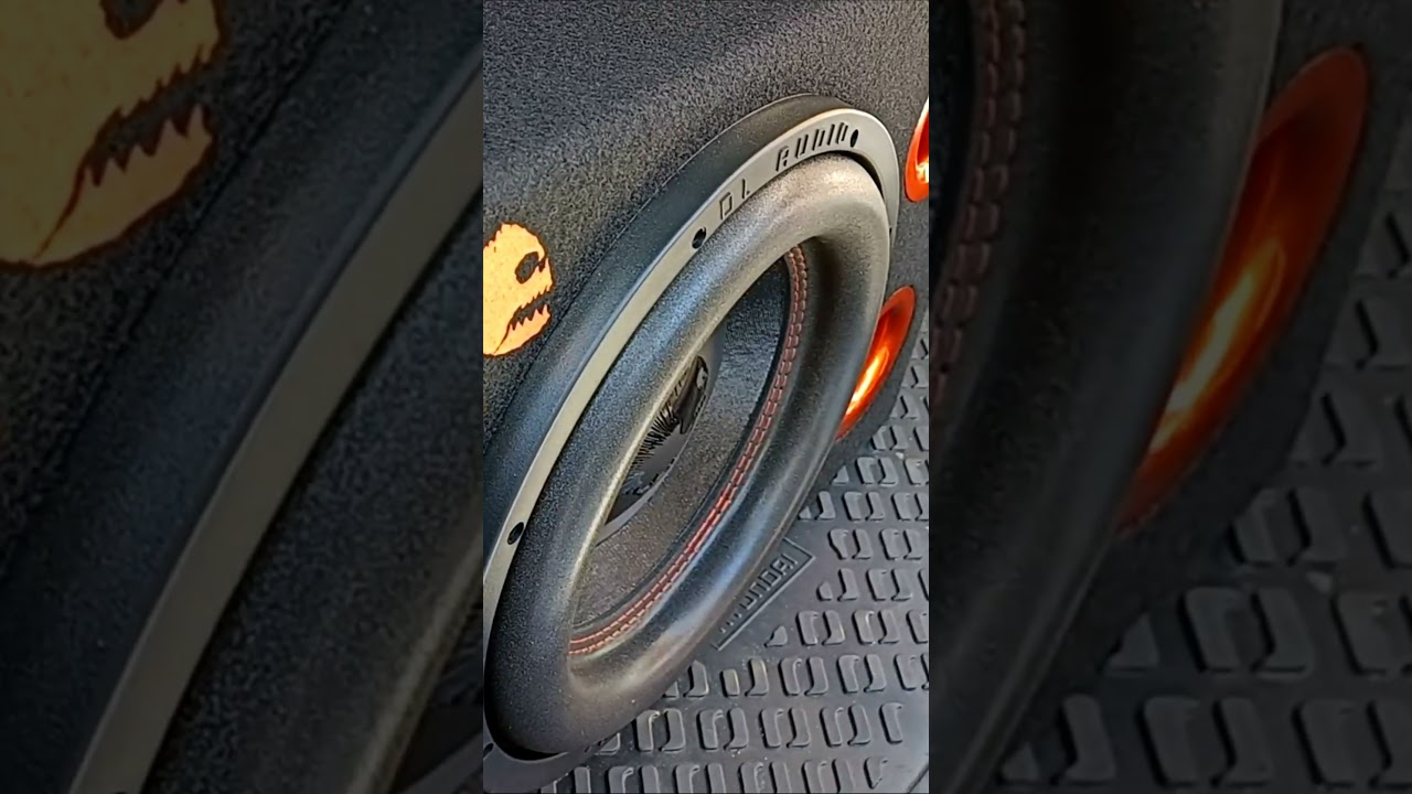 мощный сабвуфер с крутым басом DL Audio Piranha 12 Double Port V 2