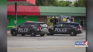 Tulsa store clerk shoots suspect armed with machete